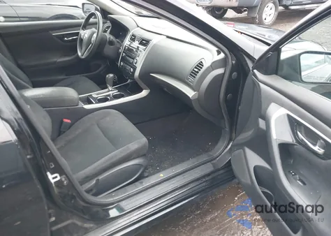 2014 Nissan Altima 2.5 S z USA, uszkodzony, nr VIN 1N4AL3AP5EC191886